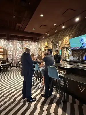 VIP Mixer Puttery photo